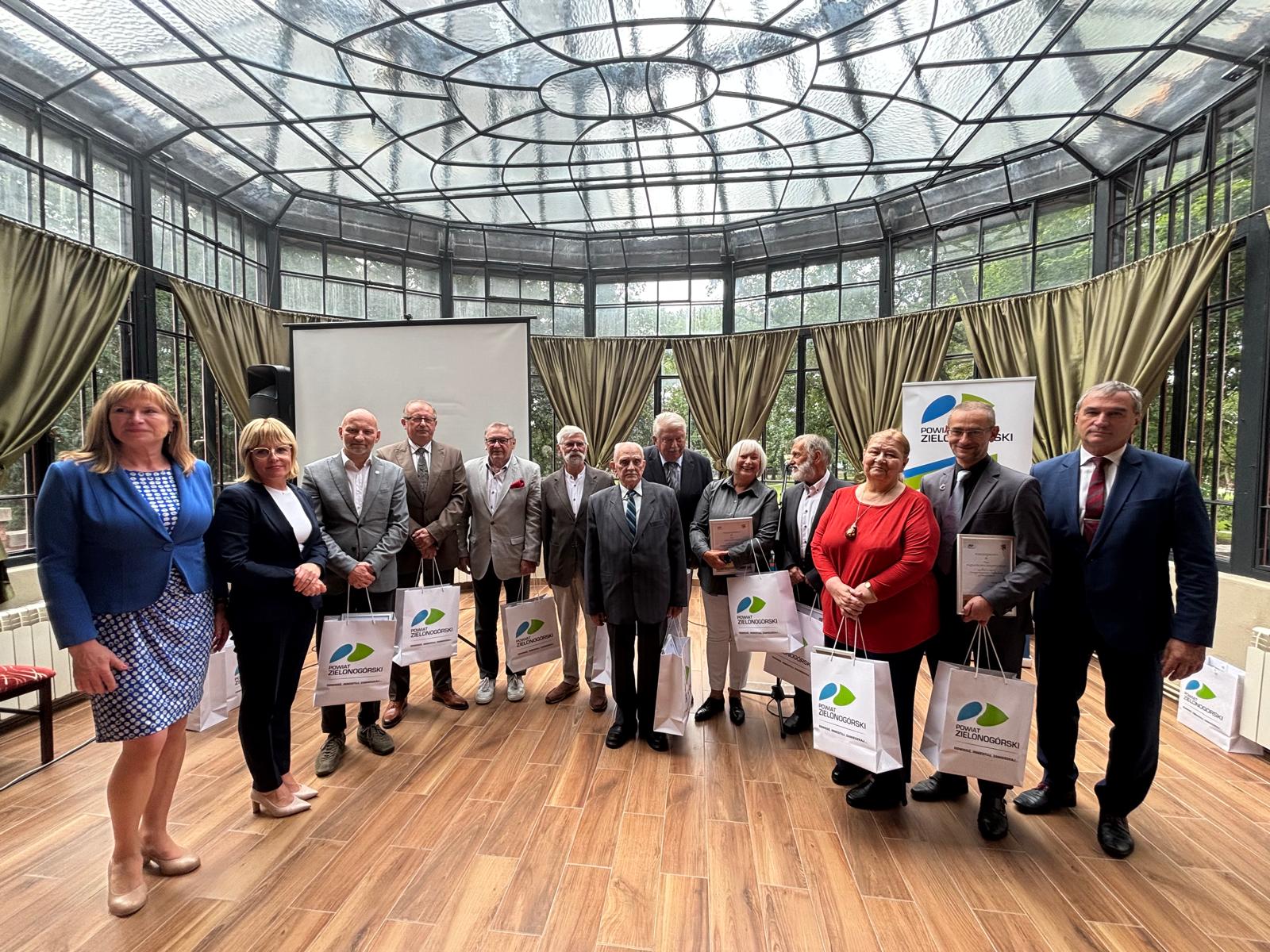 547543666_1221560380004175_7487582596039586888_n